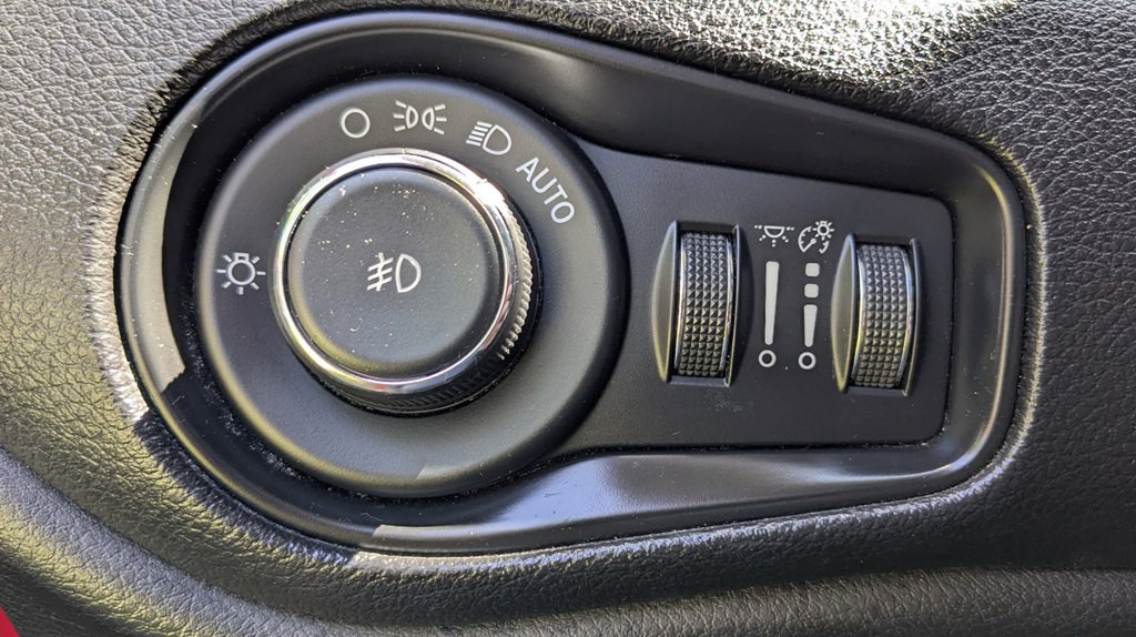 2018 Jeep Renegade Image 19