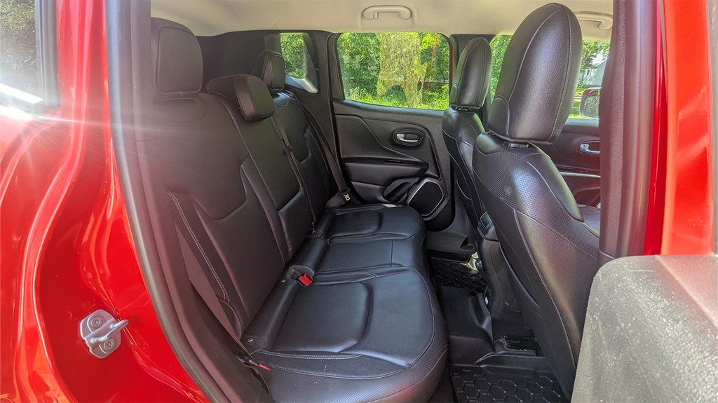 2018 Jeep Renegade Image 22