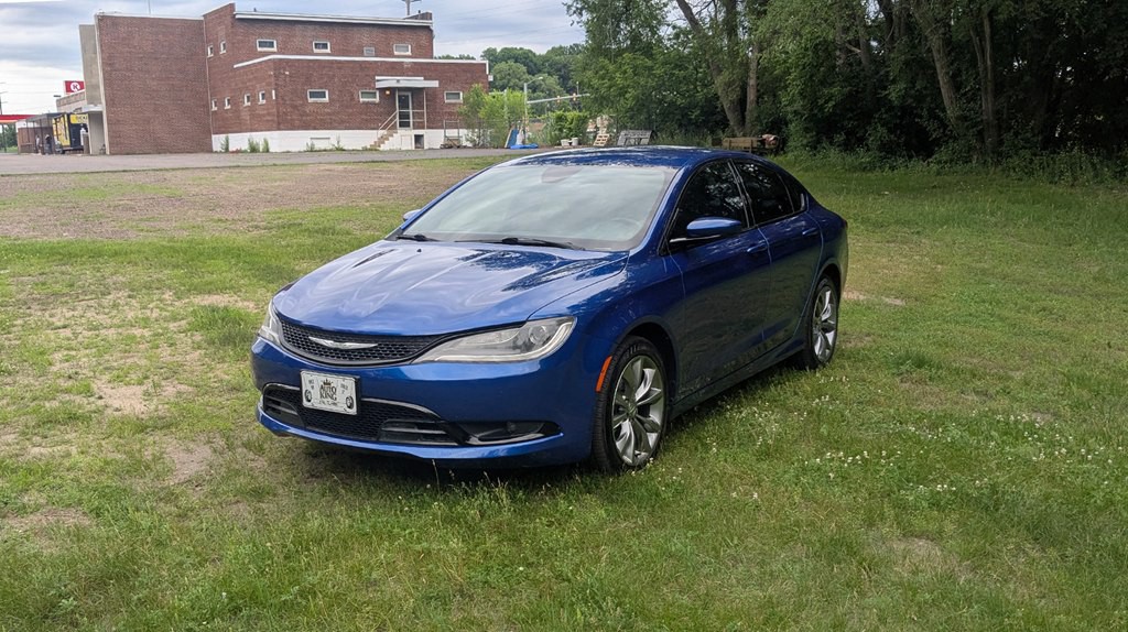 2015 Chrysler 200 Image 7