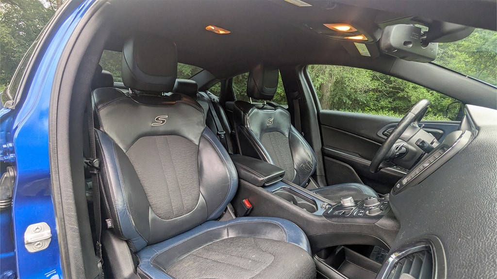 2015 Chrysler 200 Image 20