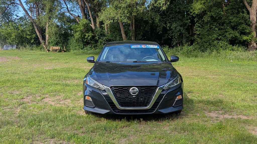 2021 Nissan Altima Image 8