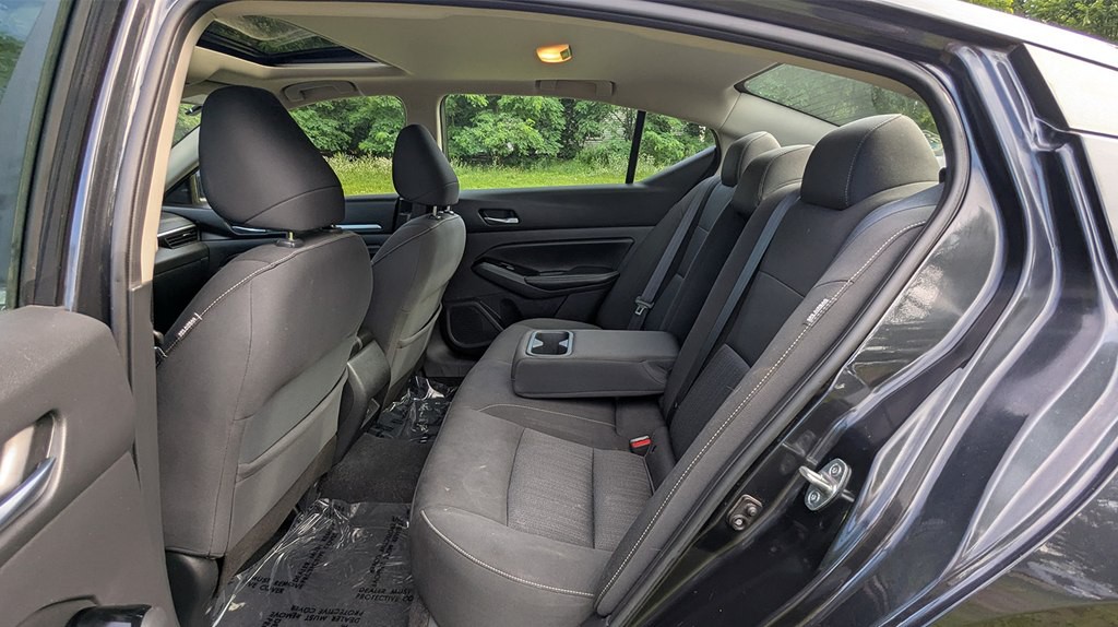 2021 Nissan Altima Image 20