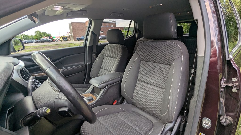 2018 GMC Acadia Image 9