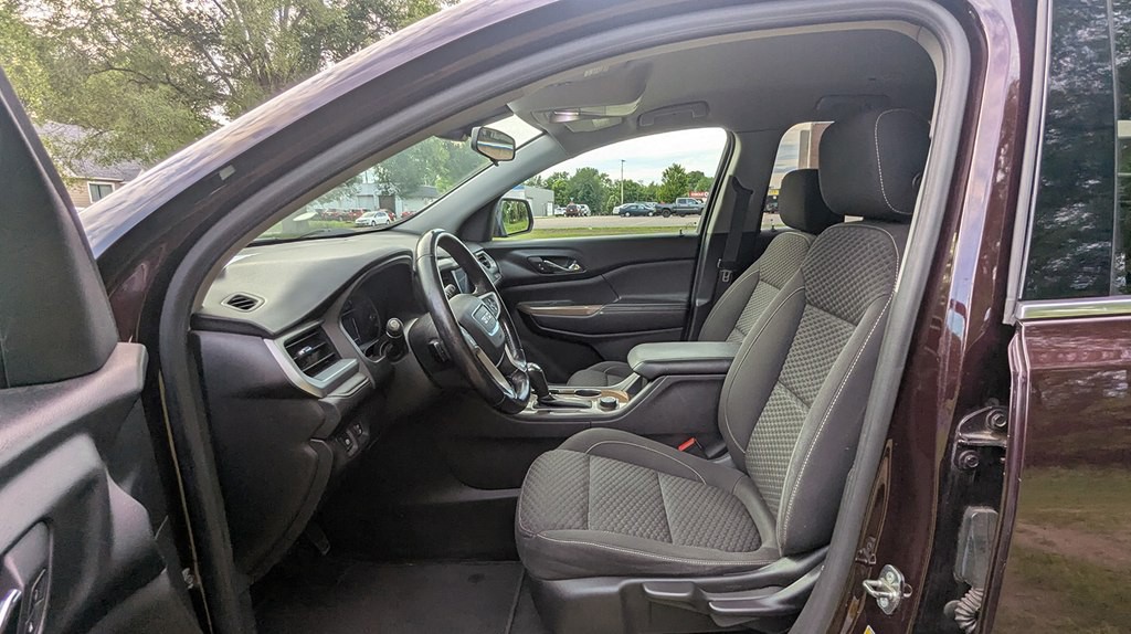 2018 GMC Acadia Image 10