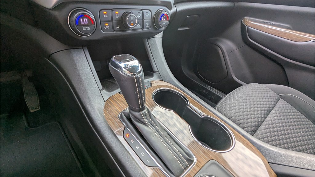 2018 GMC Acadia Image 14
