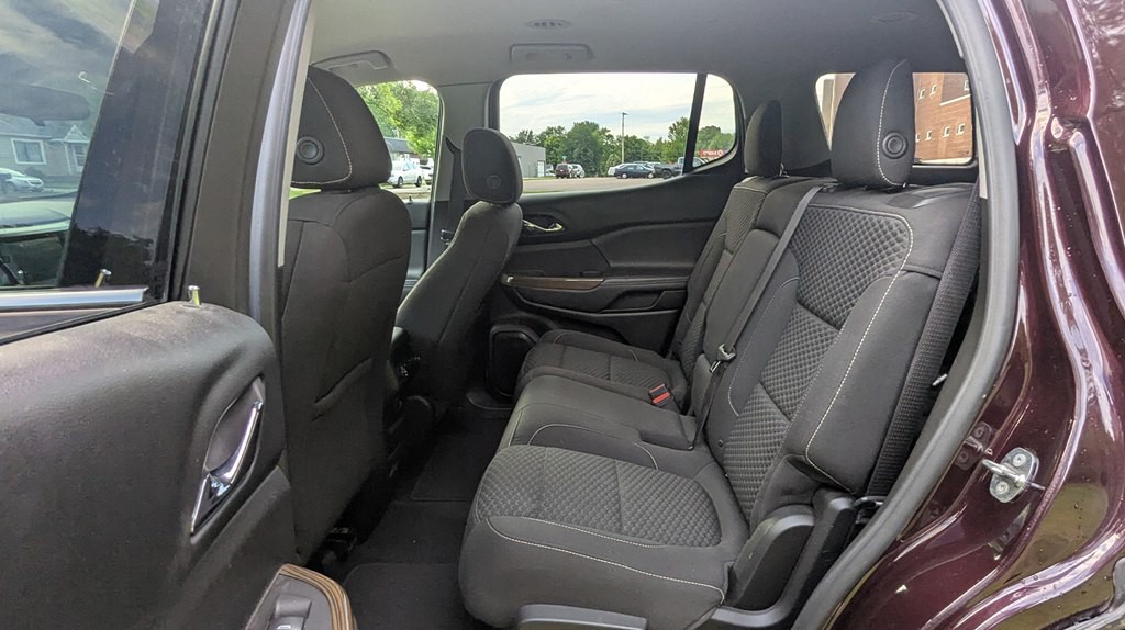2018 GMC Acadia Image 18