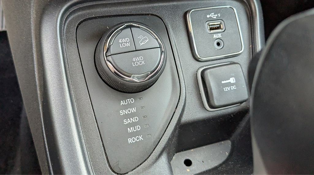 2019 Jeep Compass Image 16