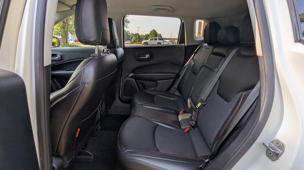 2019 Jeep Compass Image 22