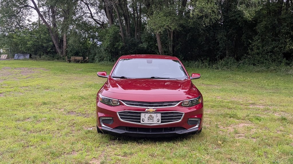 2017 Chevrolet Malibu Image 8