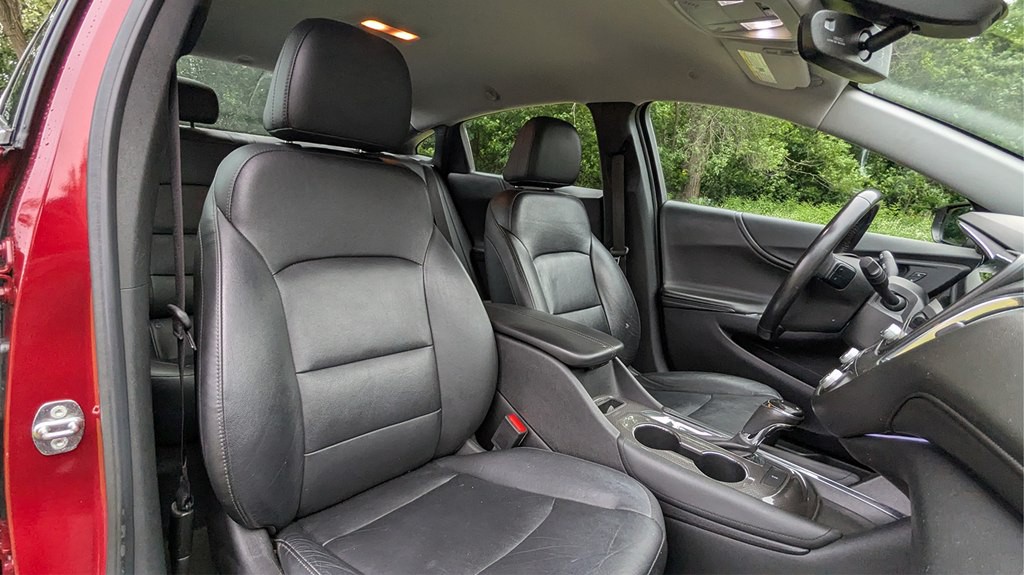 2017 Chevrolet Malibu Image 23