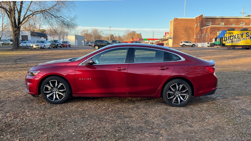 2017 Chevrolet Malibu Image 7