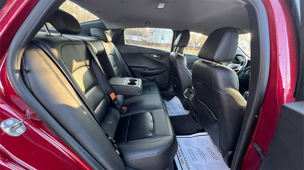 2017 Chevrolet Malibu Image 22