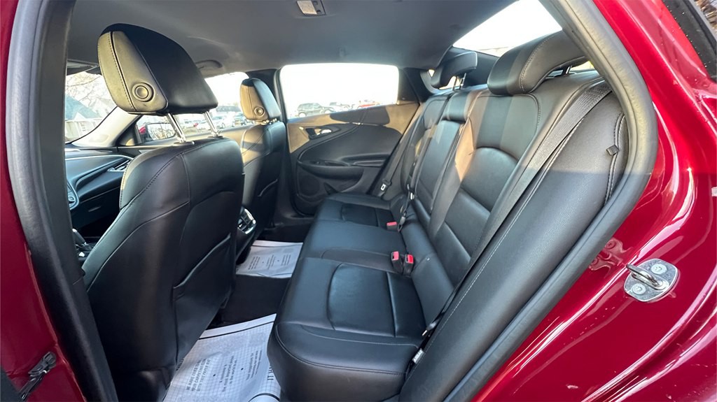 2017 Chevrolet Malibu Image 23