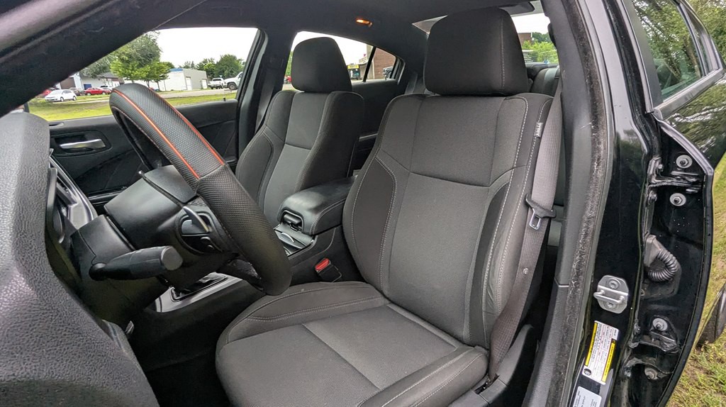 2018 Dodge Charger Image 9