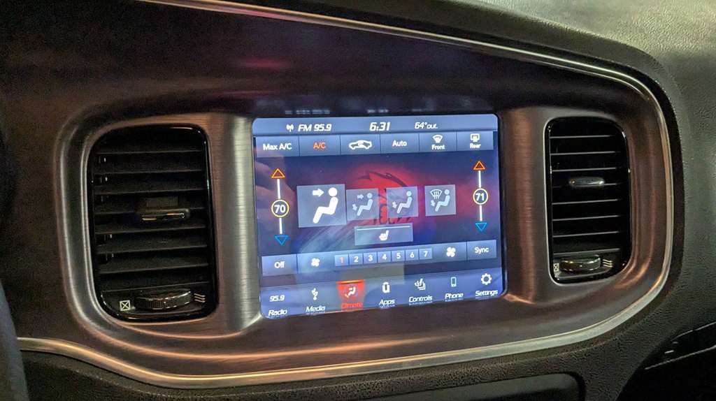 2018 Dodge Charger Image 14