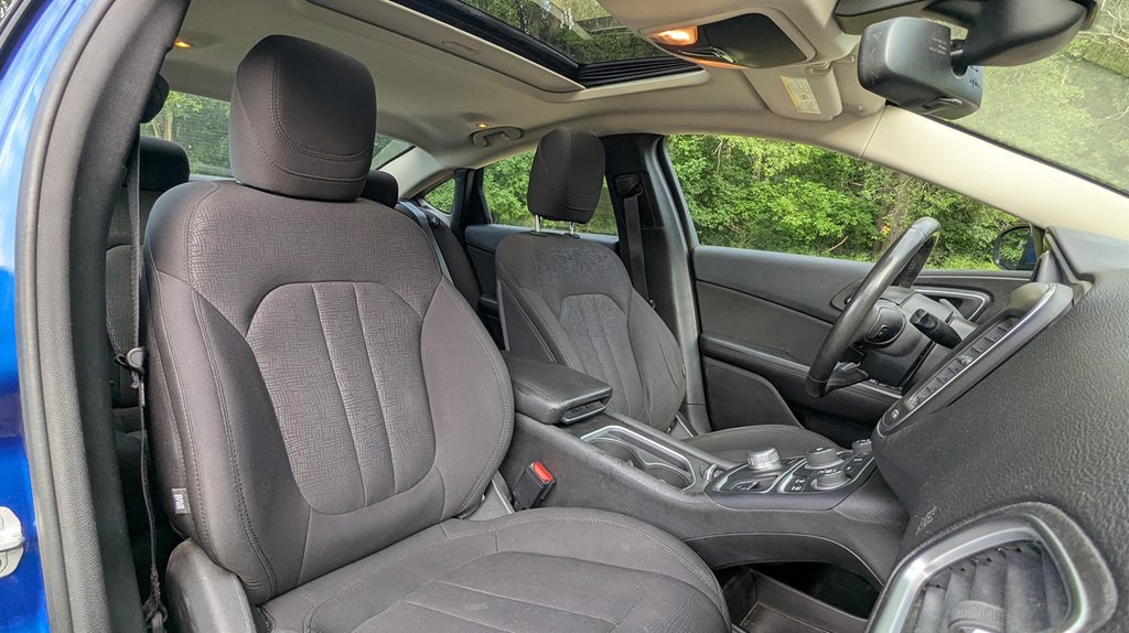 2015 Chrysler 200 Image 21