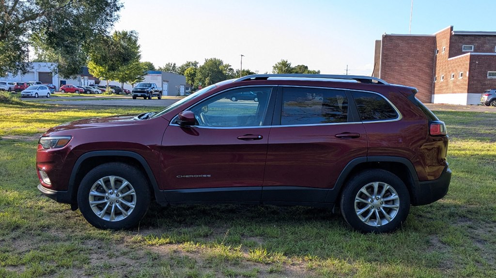 2019 Jeep Cherokee Image 6