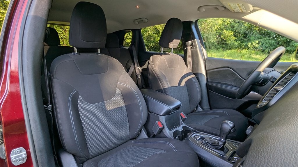 2019 Jeep Cherokee Image 19