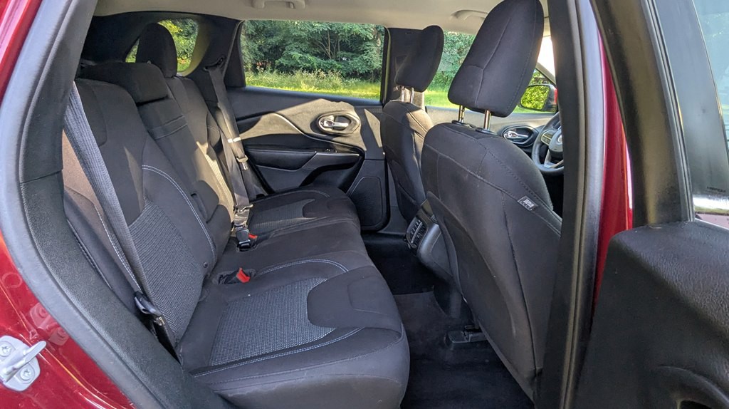 2019 Jeep Cherokee Image 20