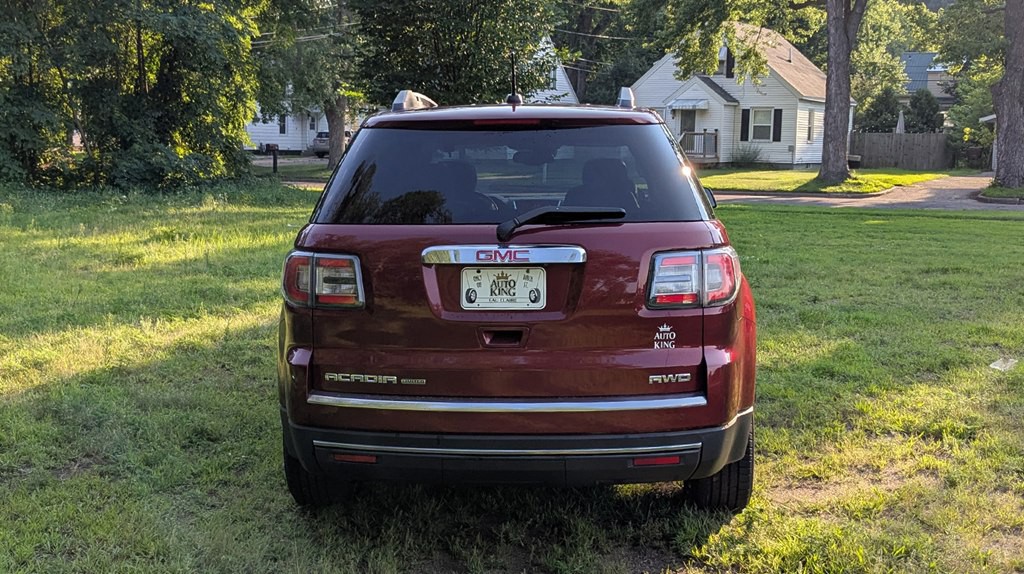 2017 GMC Acadia Image 4