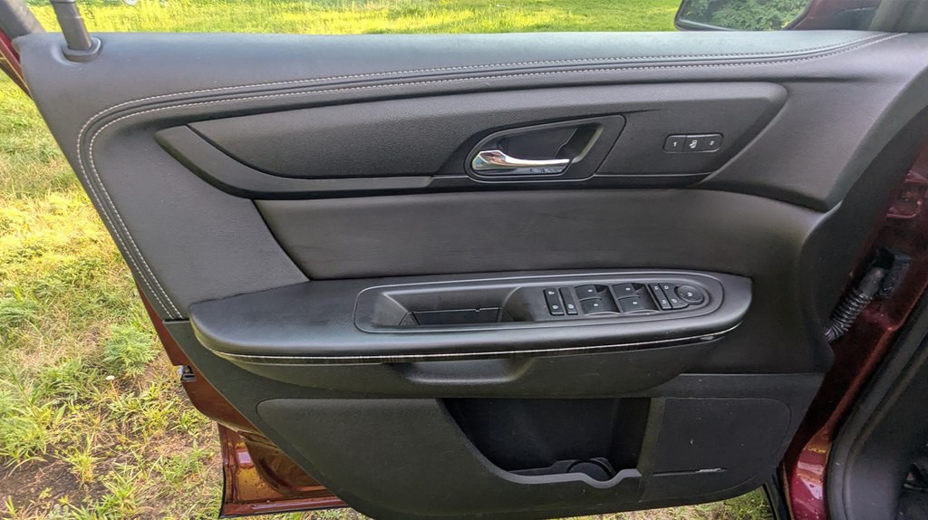 2017 GMC Acadia Image 13