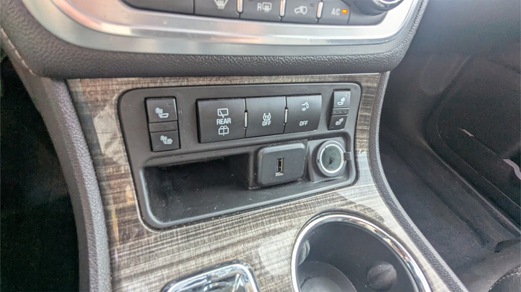 2017 GMC Acadia Image 15