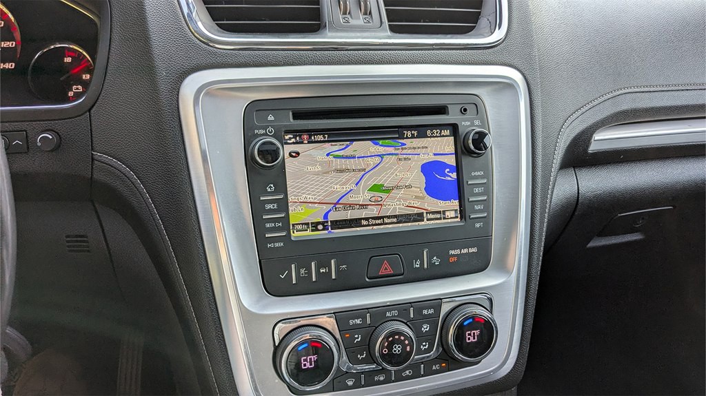 2017 GMC Acadia Image 18