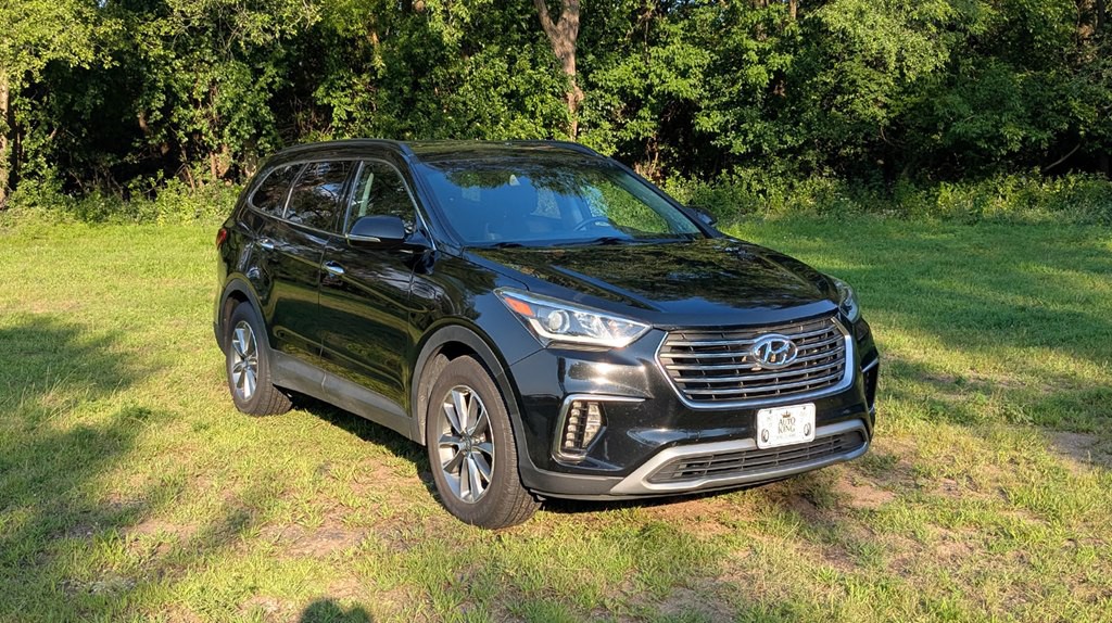2019 Hyundai Santa Fe Image 1