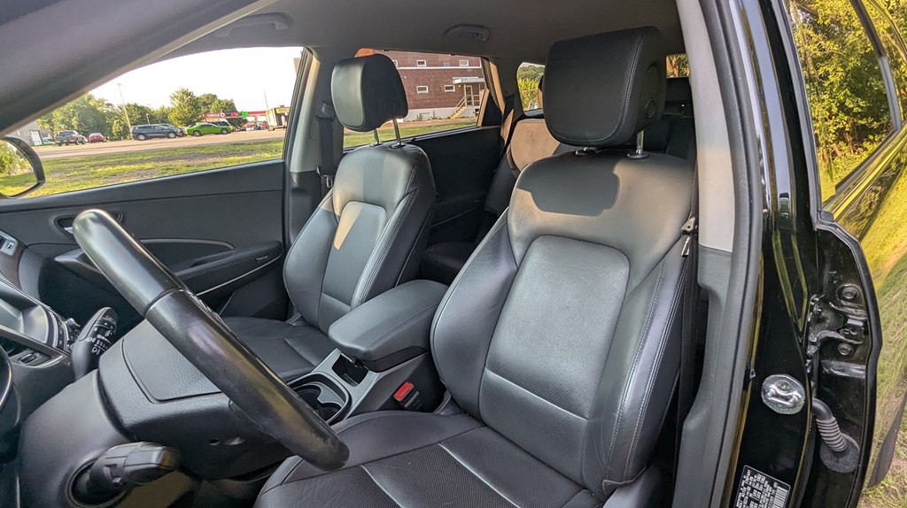 2019 Hyundai Santa Fe Image 9