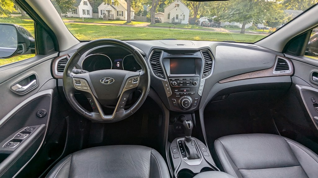 2019 Hyundai Santa Fe Image 11