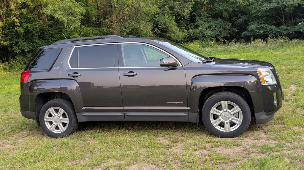 2014 GMC Terrain Image 2