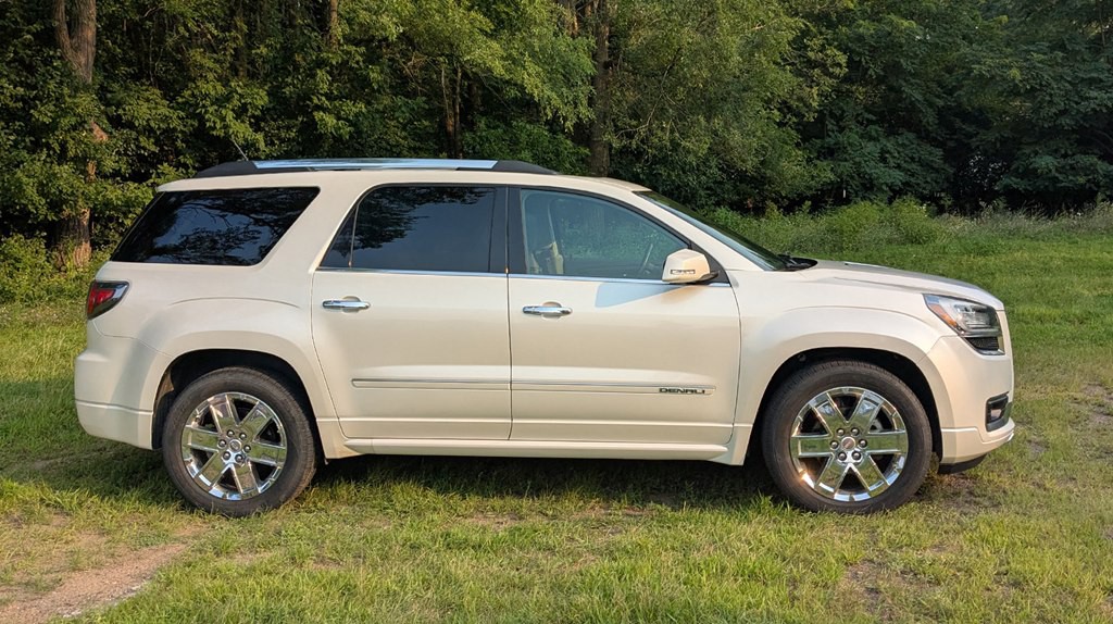 2014 GMC Acadia Image 2