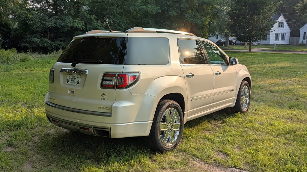 2014 GMC Acadia Image 3