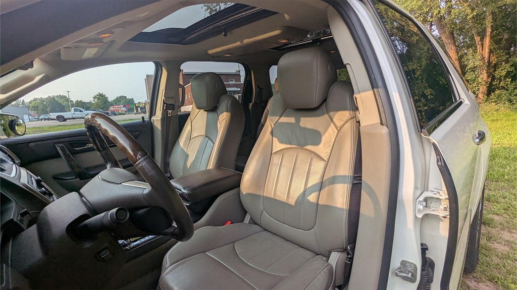 2014 GMC Acadia Image 9