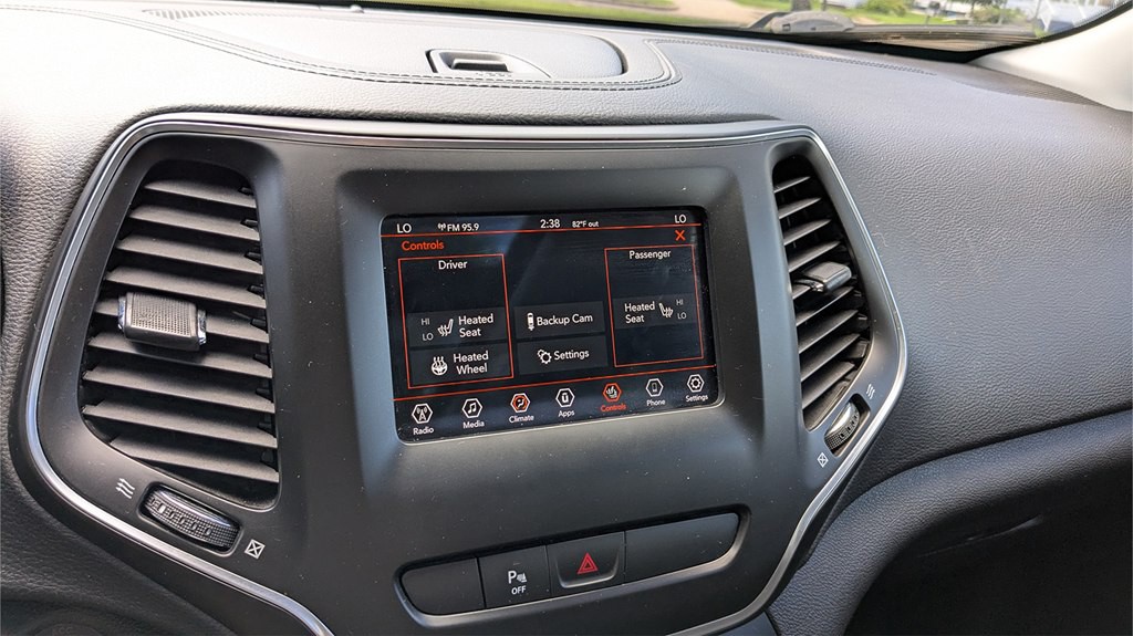 2019 Jeep Cherokee Image 14