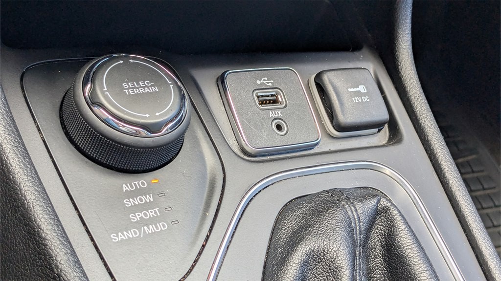 2019 Jeep Cherokee Image 18