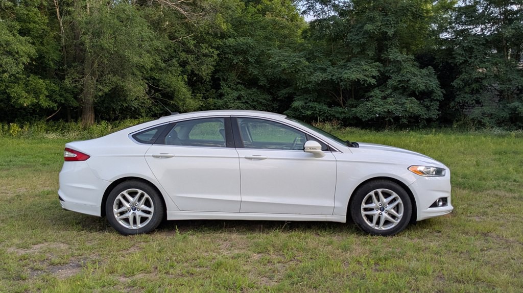 2014 Ford Fusion Image 2