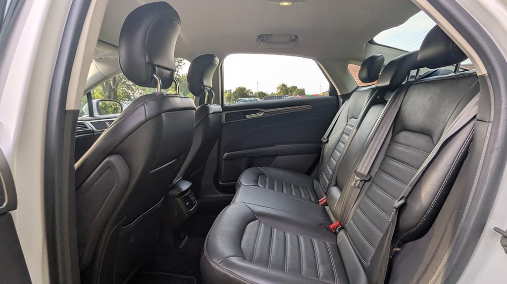 2014 Ford Fusion Image 13