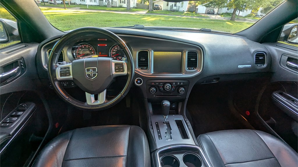 2014 Dodge Charger Image 11