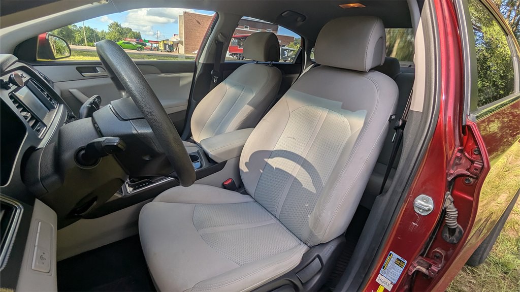 2016 Hyundai Sonata Image 9