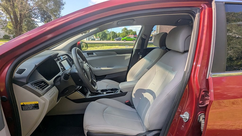 2016 Hyundai Sonata Image 10