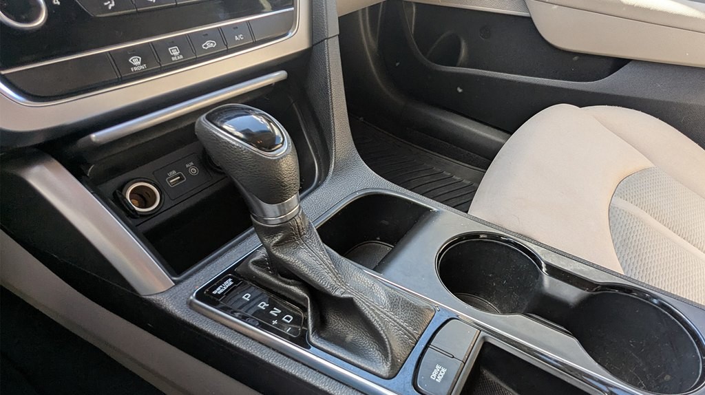 2016 Hyundai Sonata Image 16