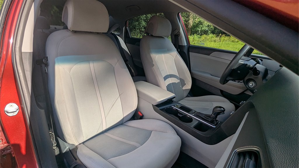 2016 Hyundai Sonata Image 19