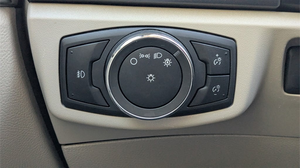 2017 Ford Fusion Image 18