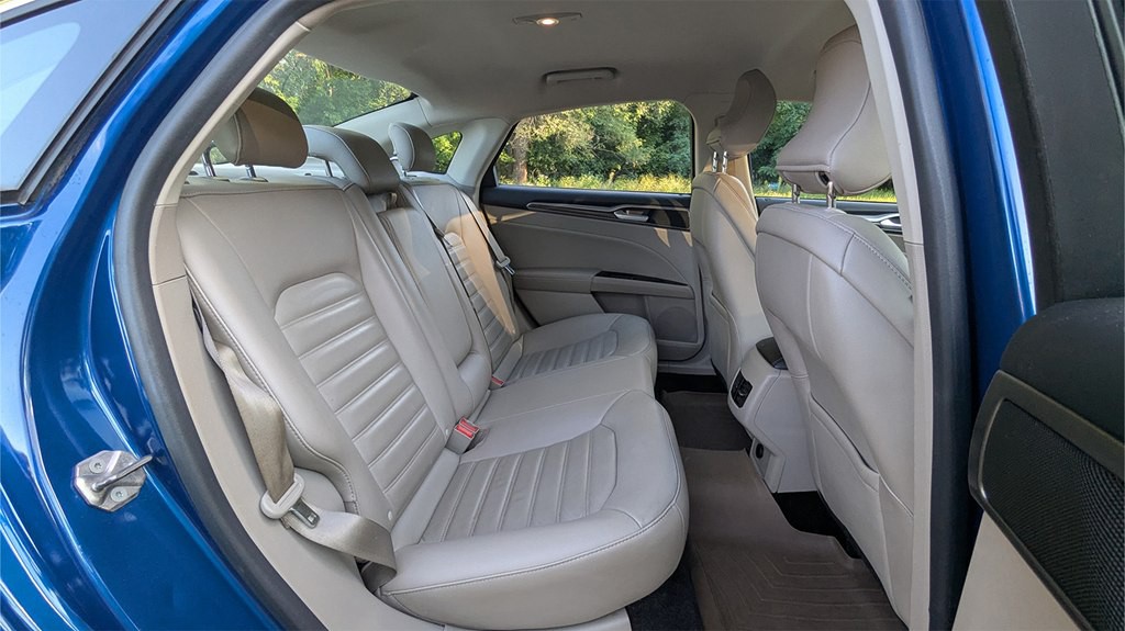 2017 Ford Fusion Image 21