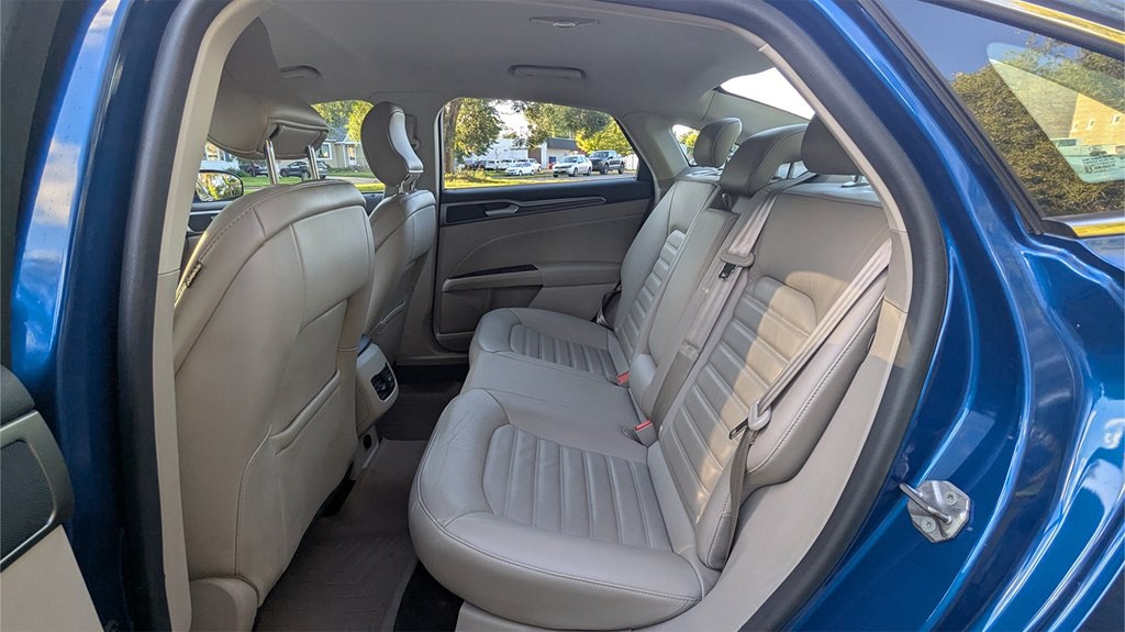 2017 Ford Fusion Image 22