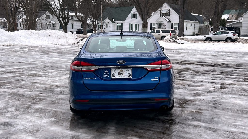 2017 Ford Fusion Image 4