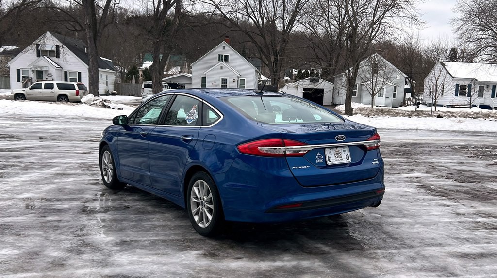 2017 Ford Fusion Image 5