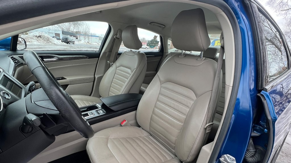 2017 Ford Fusion Image 9