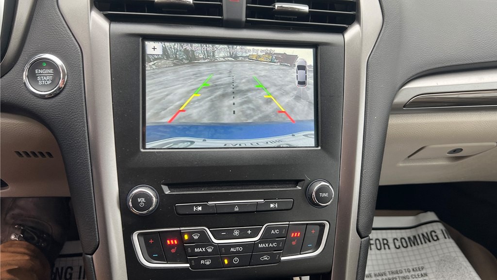 2017 Ford Fusion Image 16